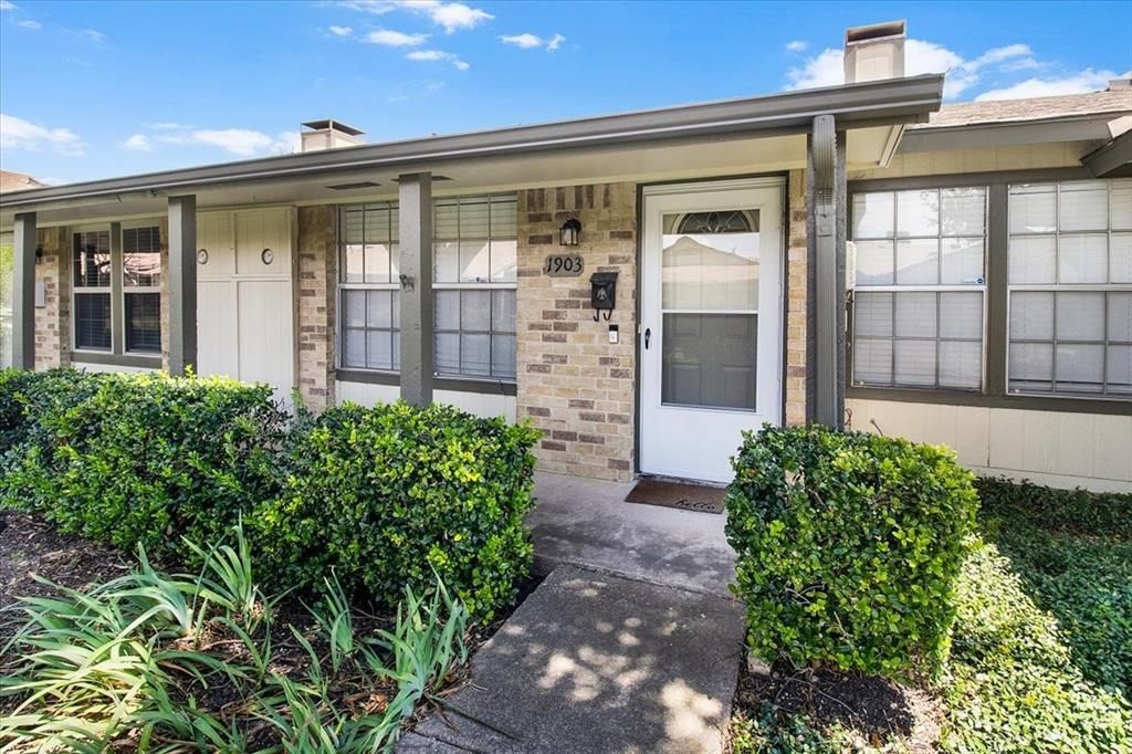 1903 Wyndemere Lane, Garland, TX 75042 Main Photo