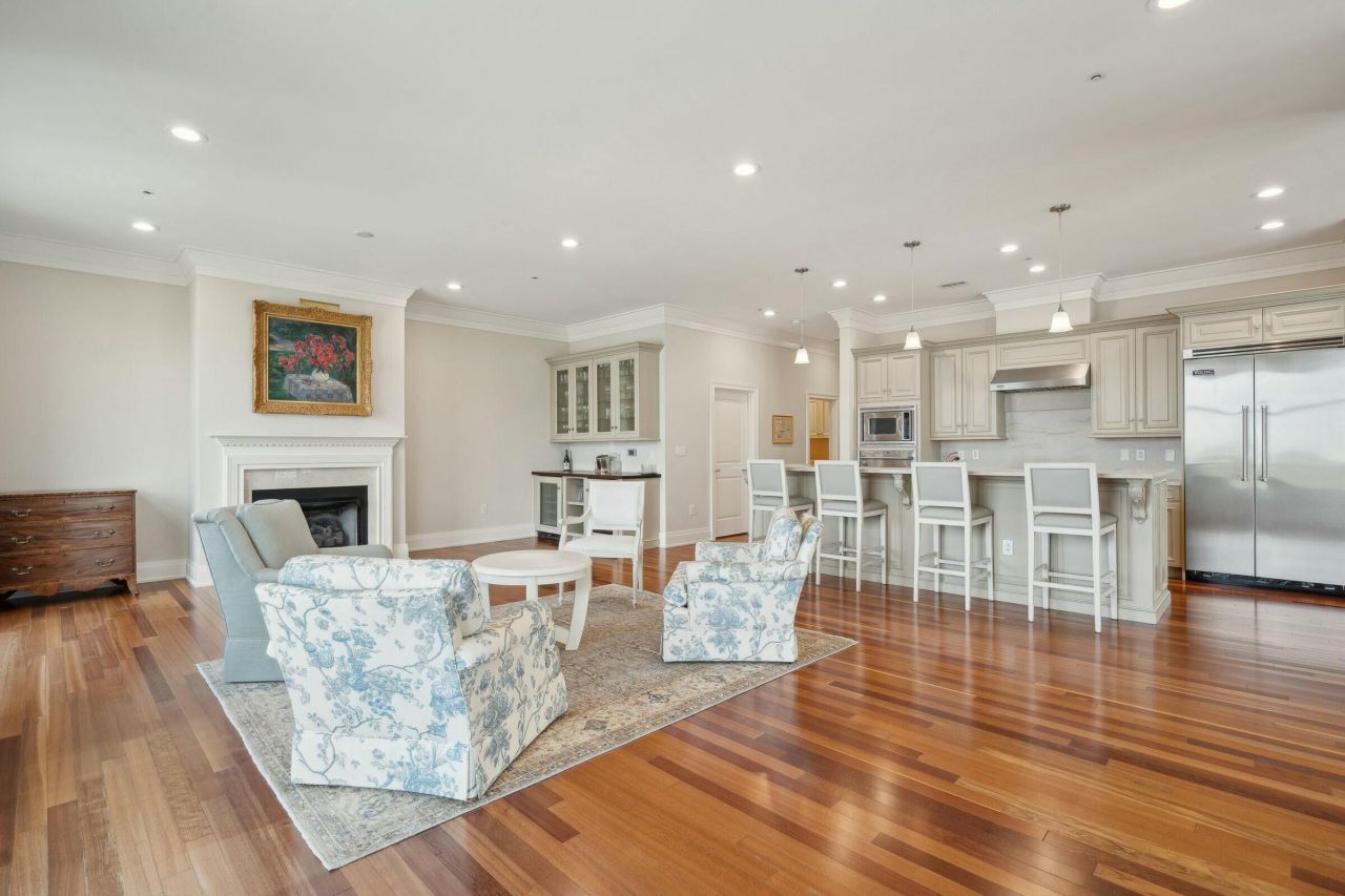 341 Cooper River Drive Photo 11