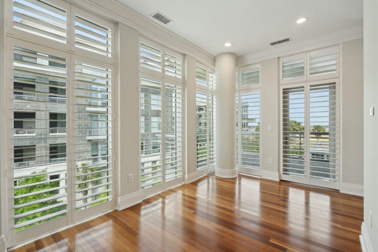 341 Cooper River Drive Photo 24