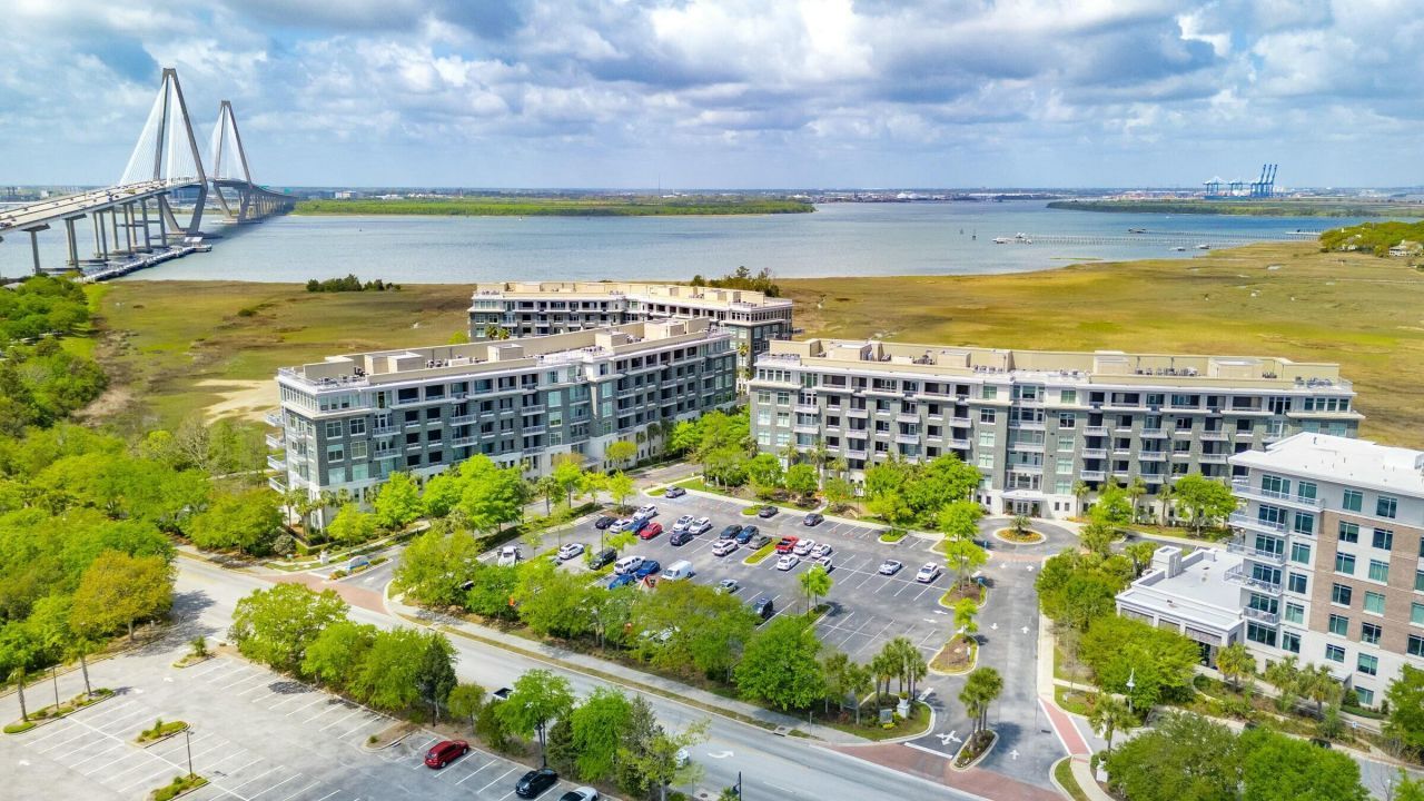 341 Cooper River Drive Photo 3