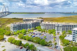 341 Cooper River Drive photo 4