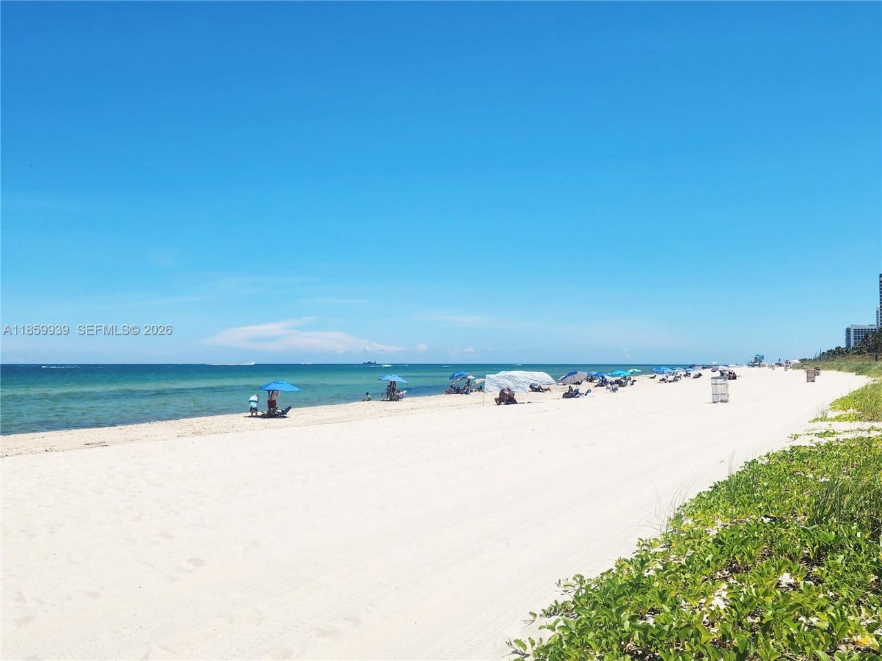 5555 Collins Ave, Unit 9S, Miami Beach, FL 33140 Photo