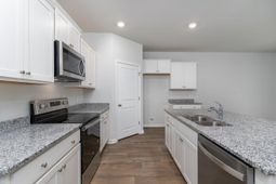 162 William Clark Boulevard photo 4