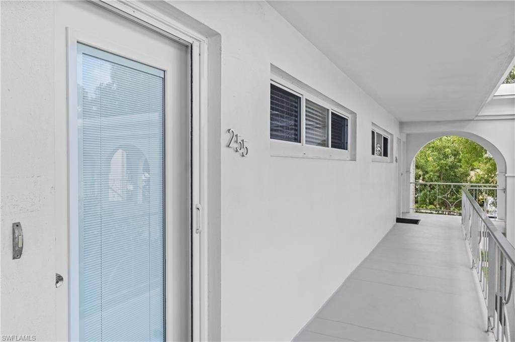 255 3rd Ave S, Unit 255, Naples, FL 34102 Photo