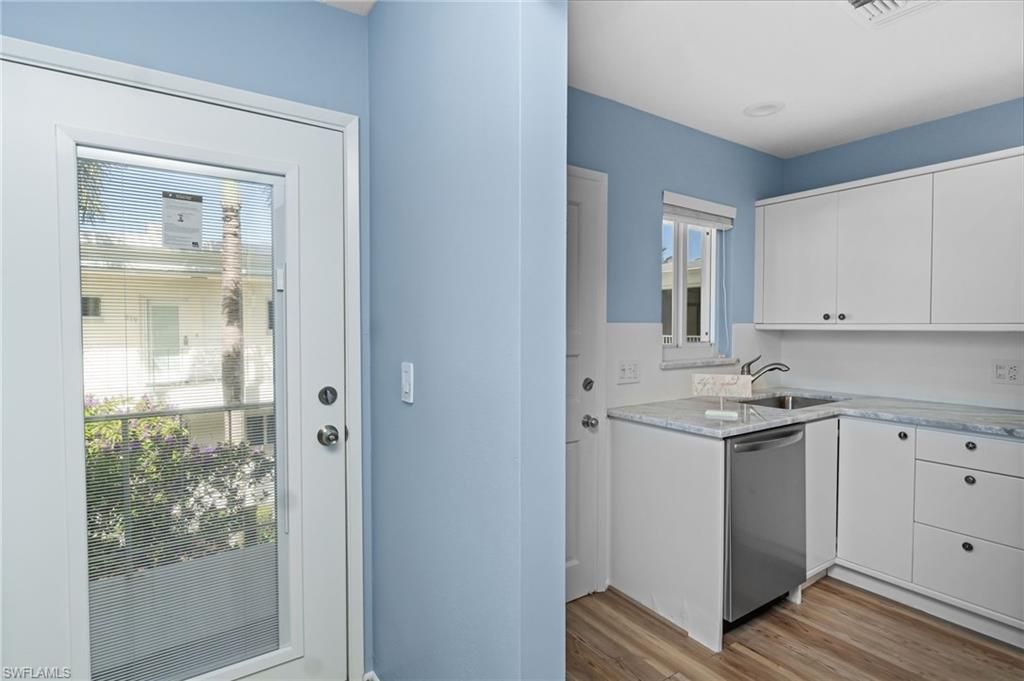 255 3rd Ave S, Unit 255, Naples, FL 34102 Photo