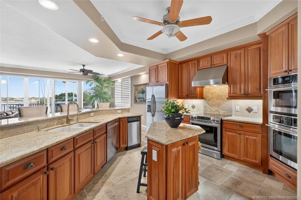 1160 SW Chapman Way, Unit 204, Palm City, FL 34990 Photo