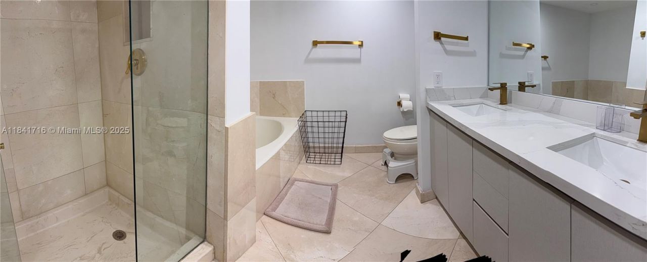 3610 Yacht Club Dr, Unit 713, Aventura, FL 33180 Photo