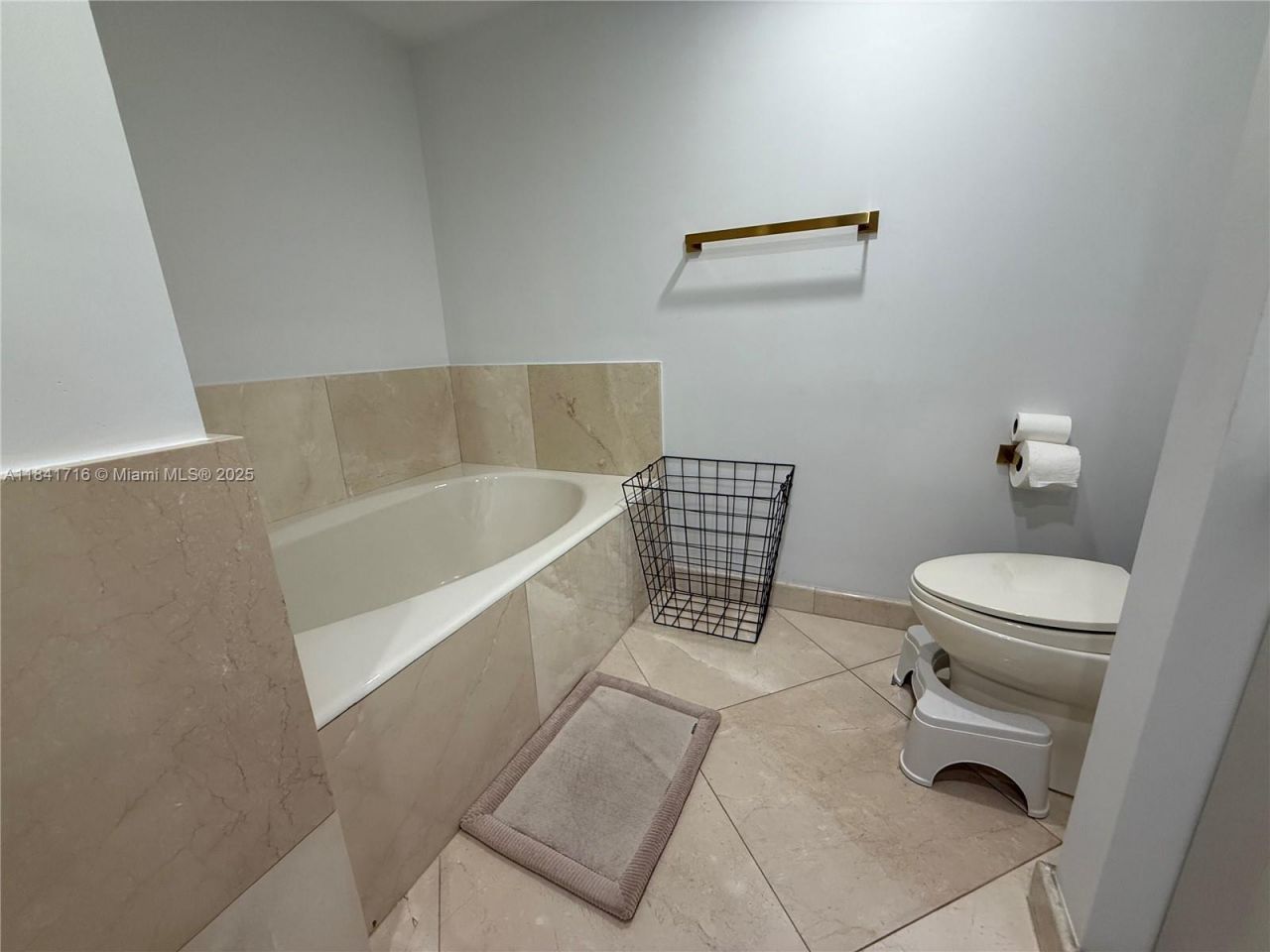 3610 Yacht Club Dr, Unit 713, Aventura, FL 33180 Photo