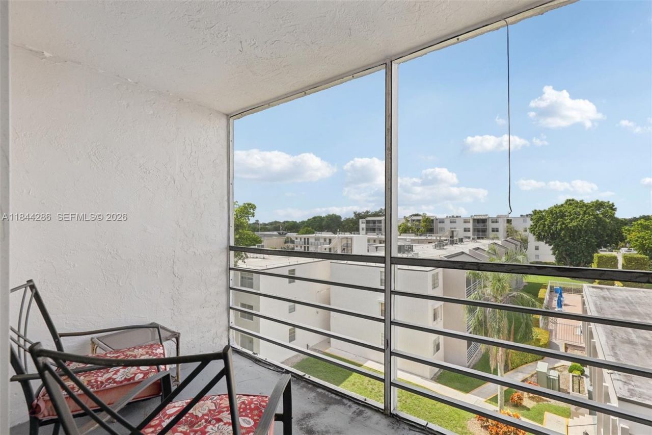 14170 SW 84th St, Unit 501-F, Miami, FL 33183 Photo