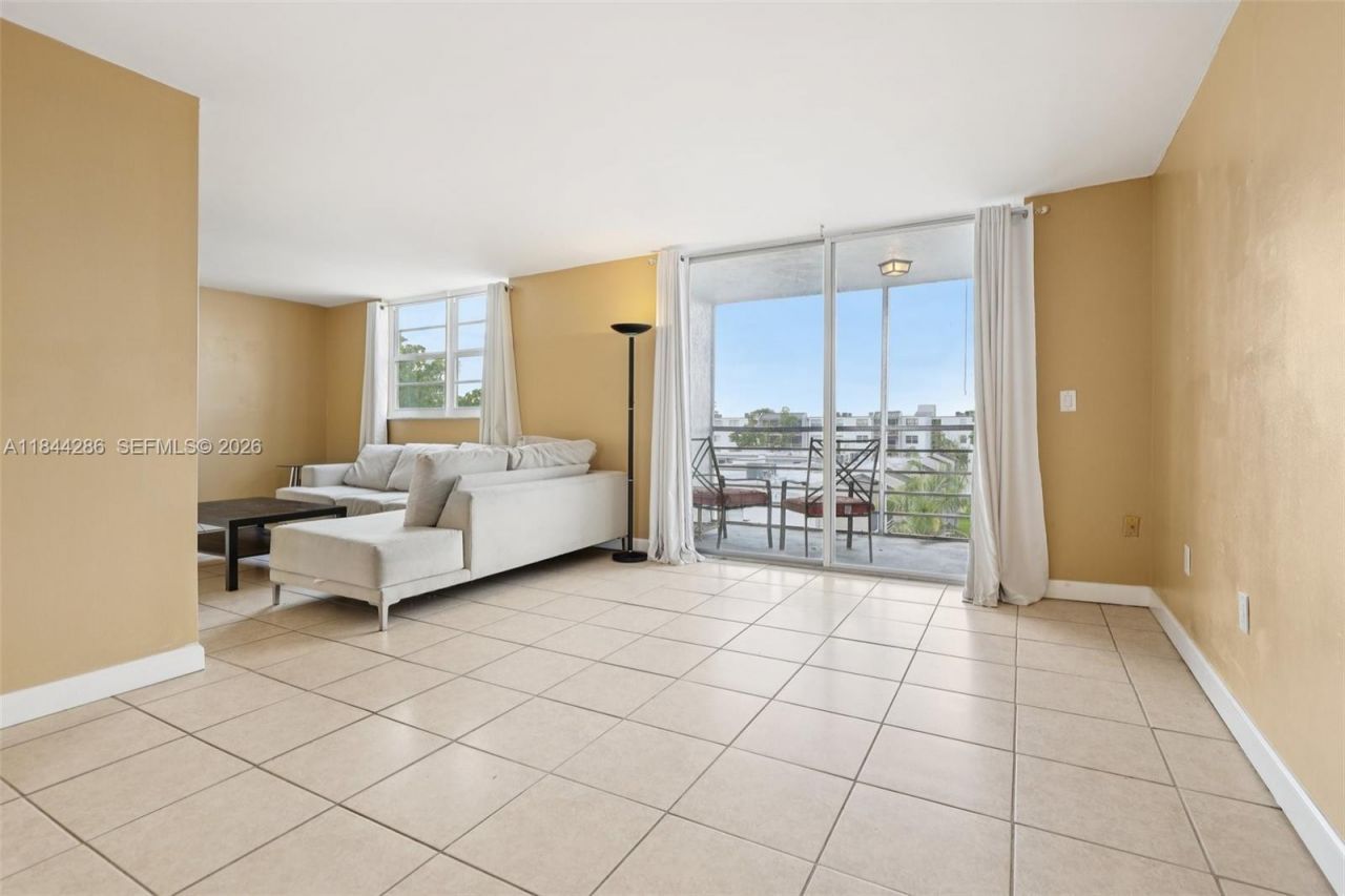 14170 SW 84th St, Unit 501-F, Miami, FL 33183 Photo