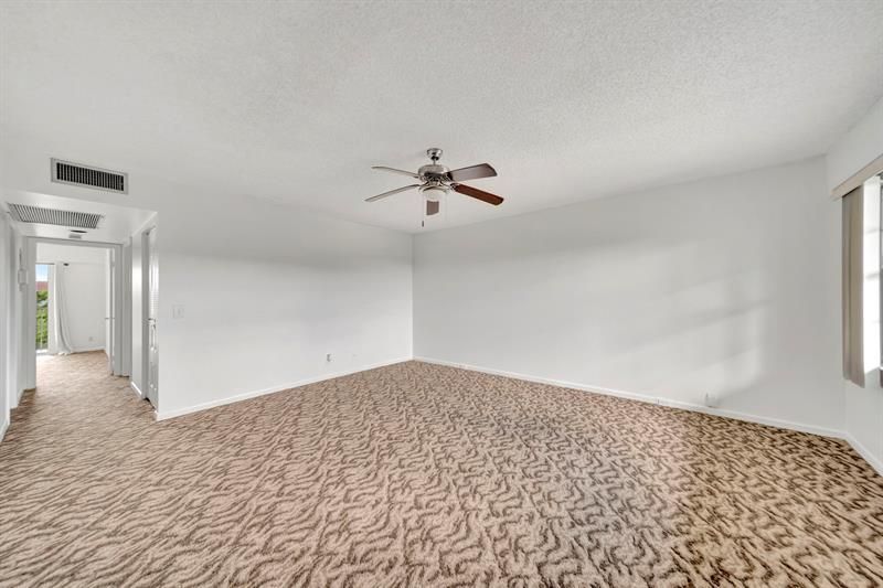 13250 SW 7th Court, Unit 402L, Pembroke Pines, FL 33027 Photo
