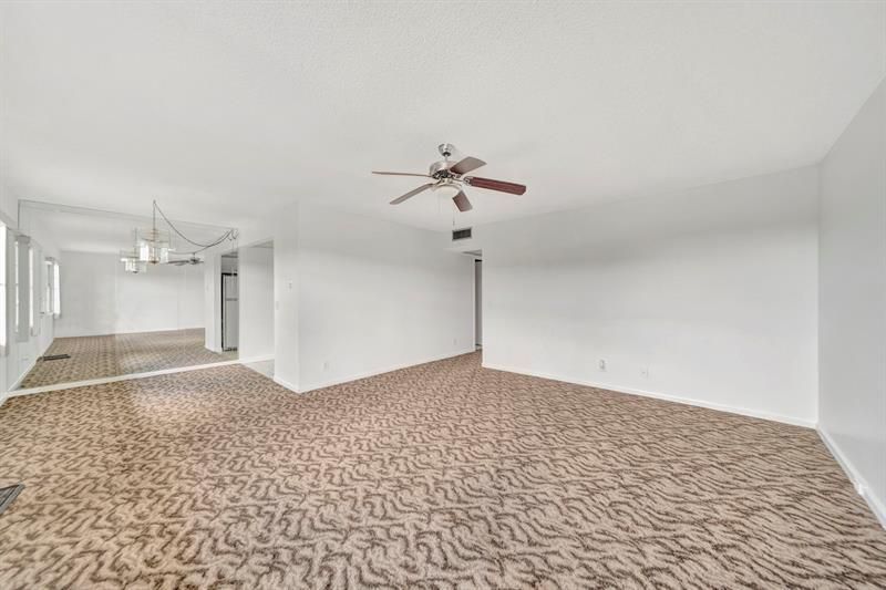 13250 SW 7th Court, Unit 402L, Pembroke Pines, FL 33027 Photo