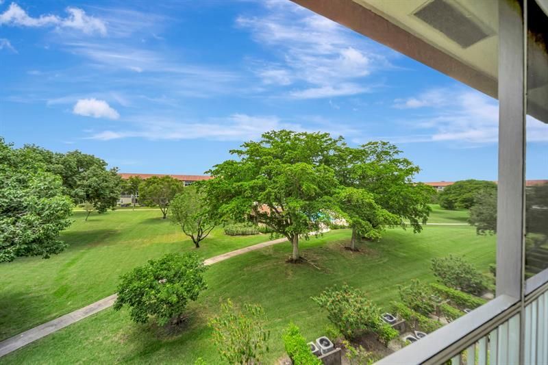 13250 SW 7th Court, Unit 402L, Pembroke Pines, FL 33027 Photo