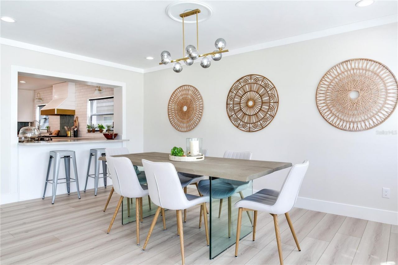 17081 Dolphin Drive, North Redington Beach, FL 33708 Photo