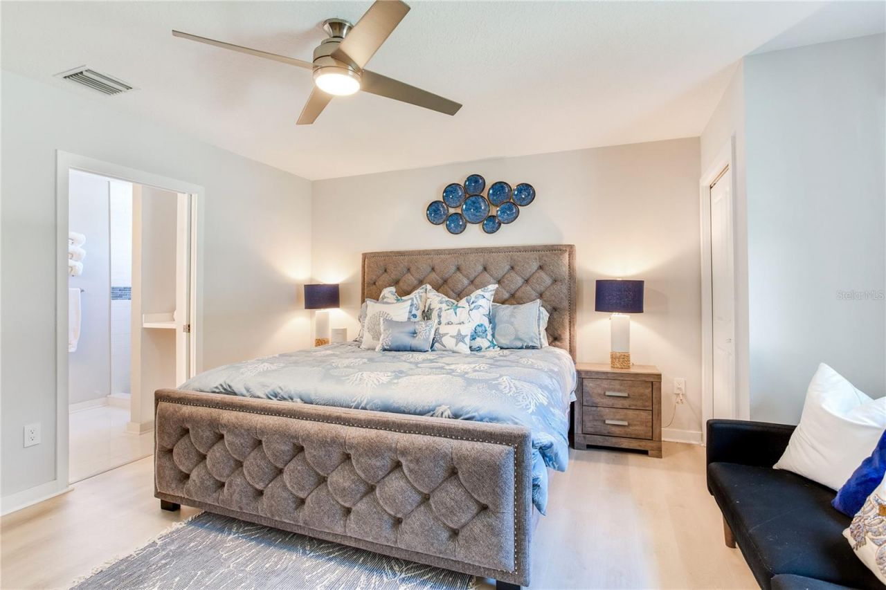 17081 Dolphin Drive, North Redington Beach, FL 33708 Photo