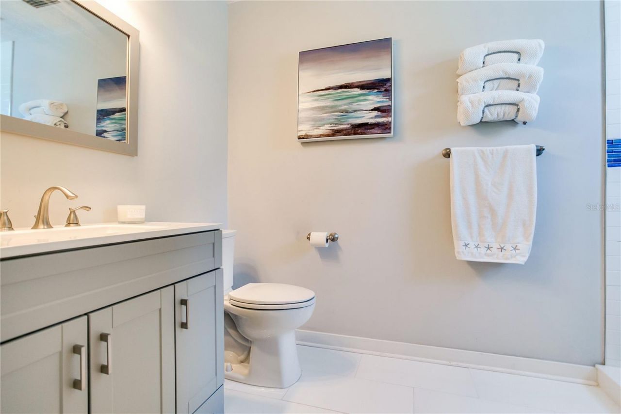 17081 Dolphin Drive, North Redington Beach, FL 33708 Photo