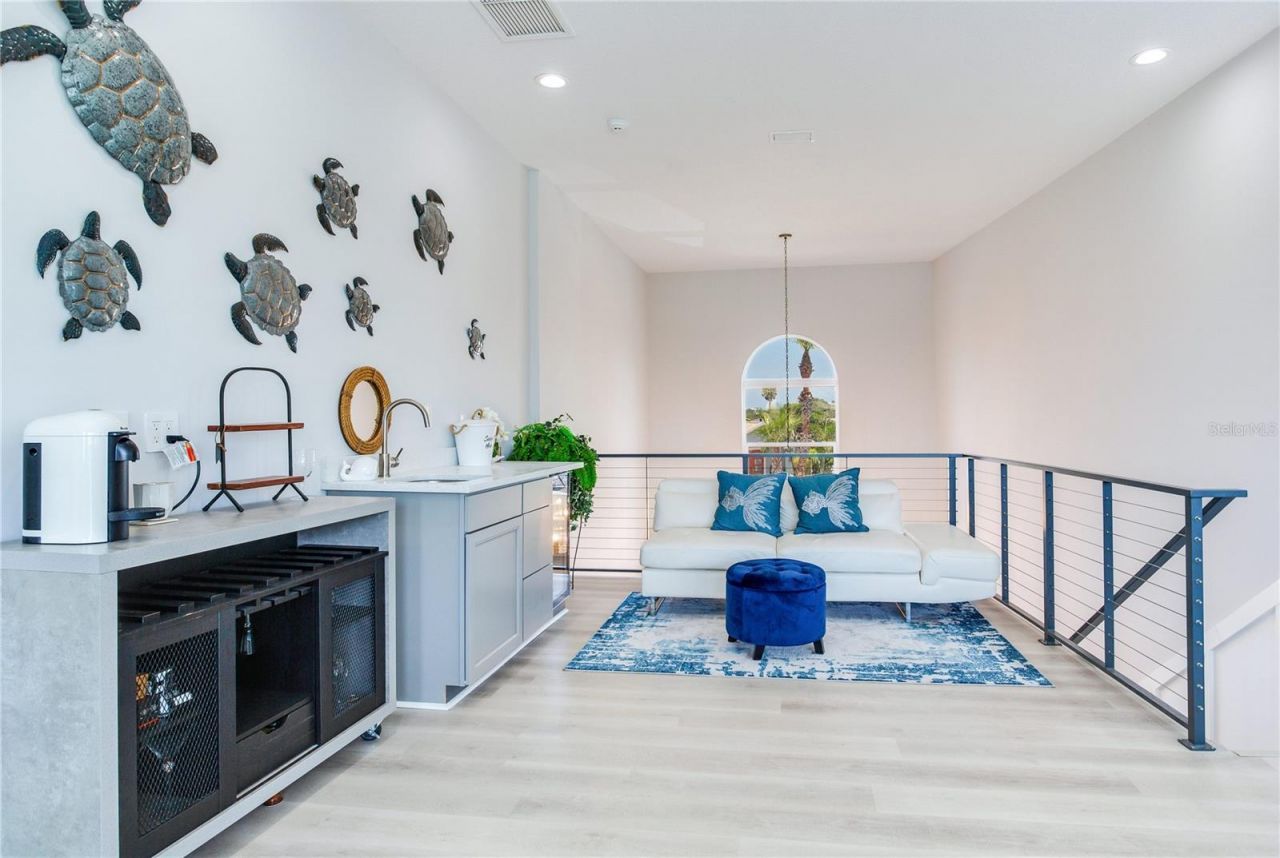 17081 Dolphin Drive, North Redington Beach, FL 33708 Photo