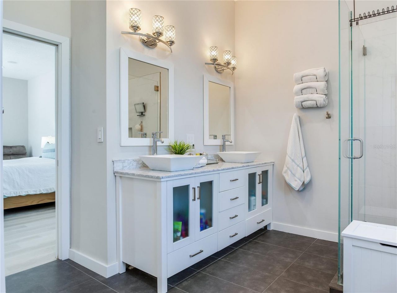 17081 Dolphin Drive, North Redington Beach, FL 33708 Photo