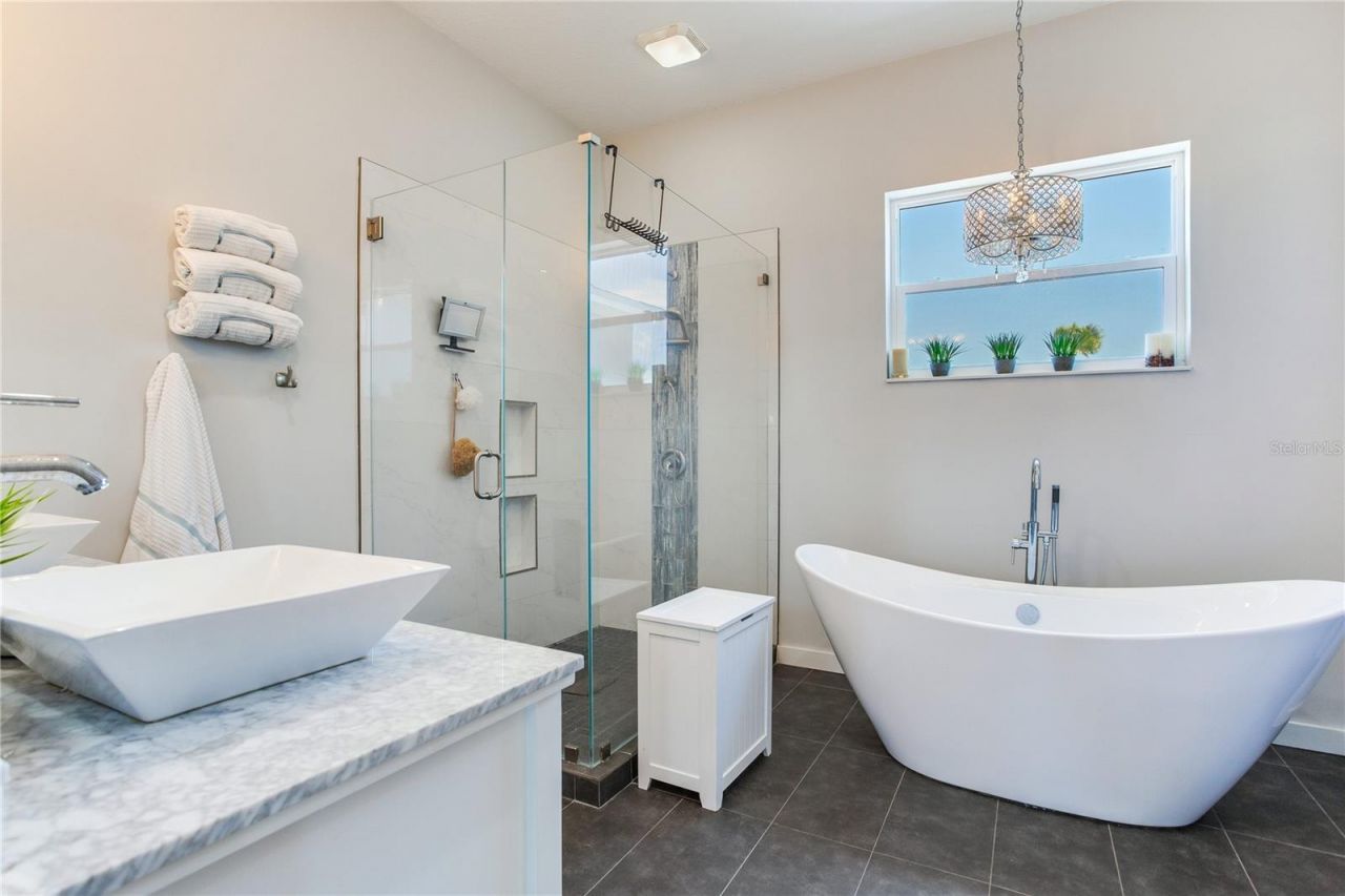 17081 Dolphin Drive, North Redington Beach, FL 33708 Photo