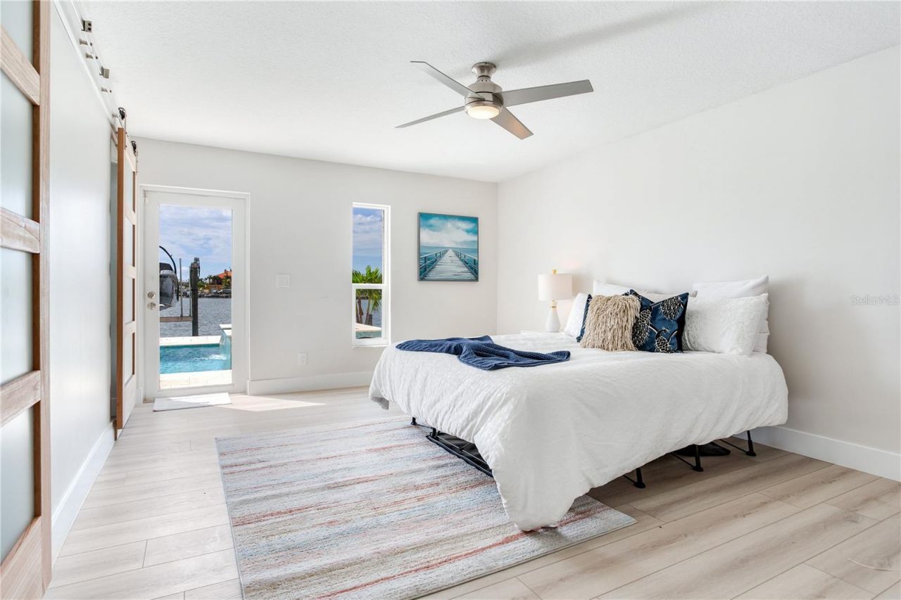 17081 Dolphin Drive, North Redington Beach, FL 33708 Photo