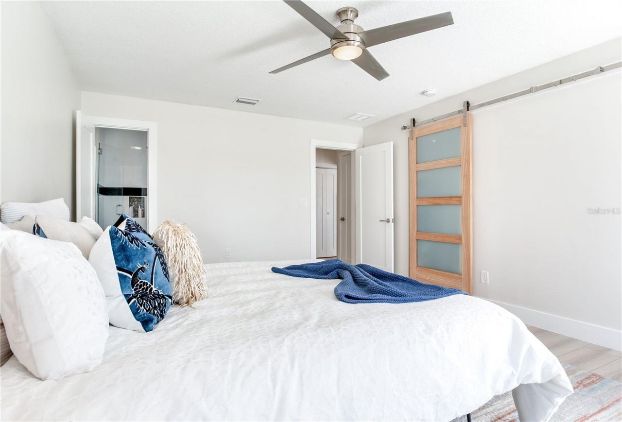 17081 Dolphin Drive, North Redington Beach, FL 33708 Photo