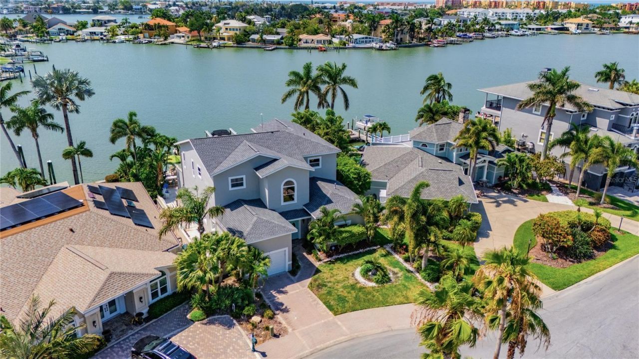 17081 Dolphin Drive, North Redington Beach, FL 33708 Photo