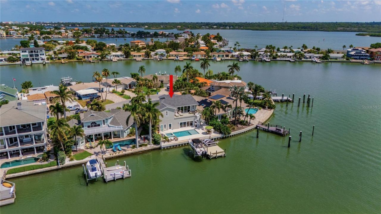 17081 Dolphin Drive, North Redington Beach, FL 33708 Photo