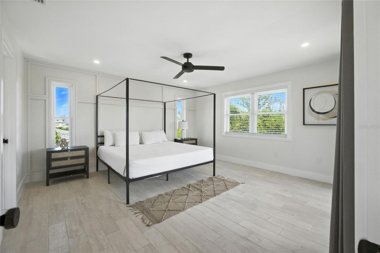 405 28th Street, Holmes Beach, FL 34217 Photo