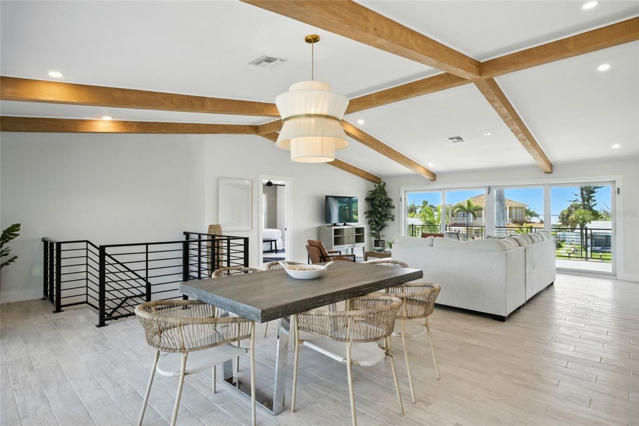 405 28th Street, Holmes Beach, FL 34217 Photo