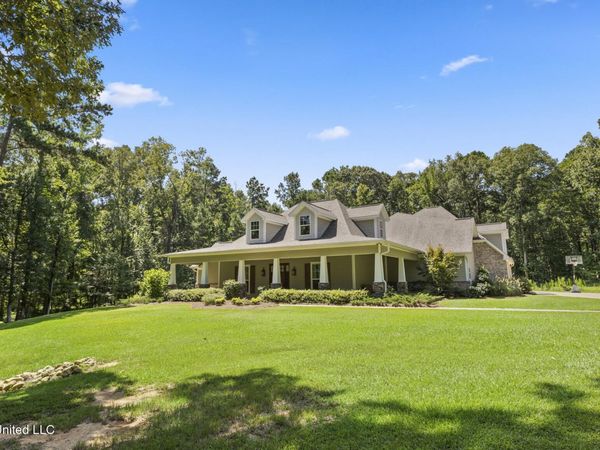 5095 Warner Drive, Brandon, MS 39042