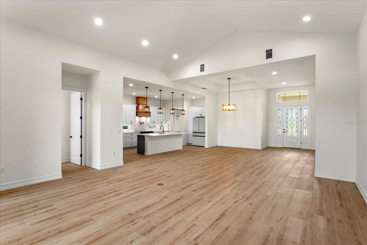 559 Waterfern Trail Drive, Auburndale, FL 33823 Photo