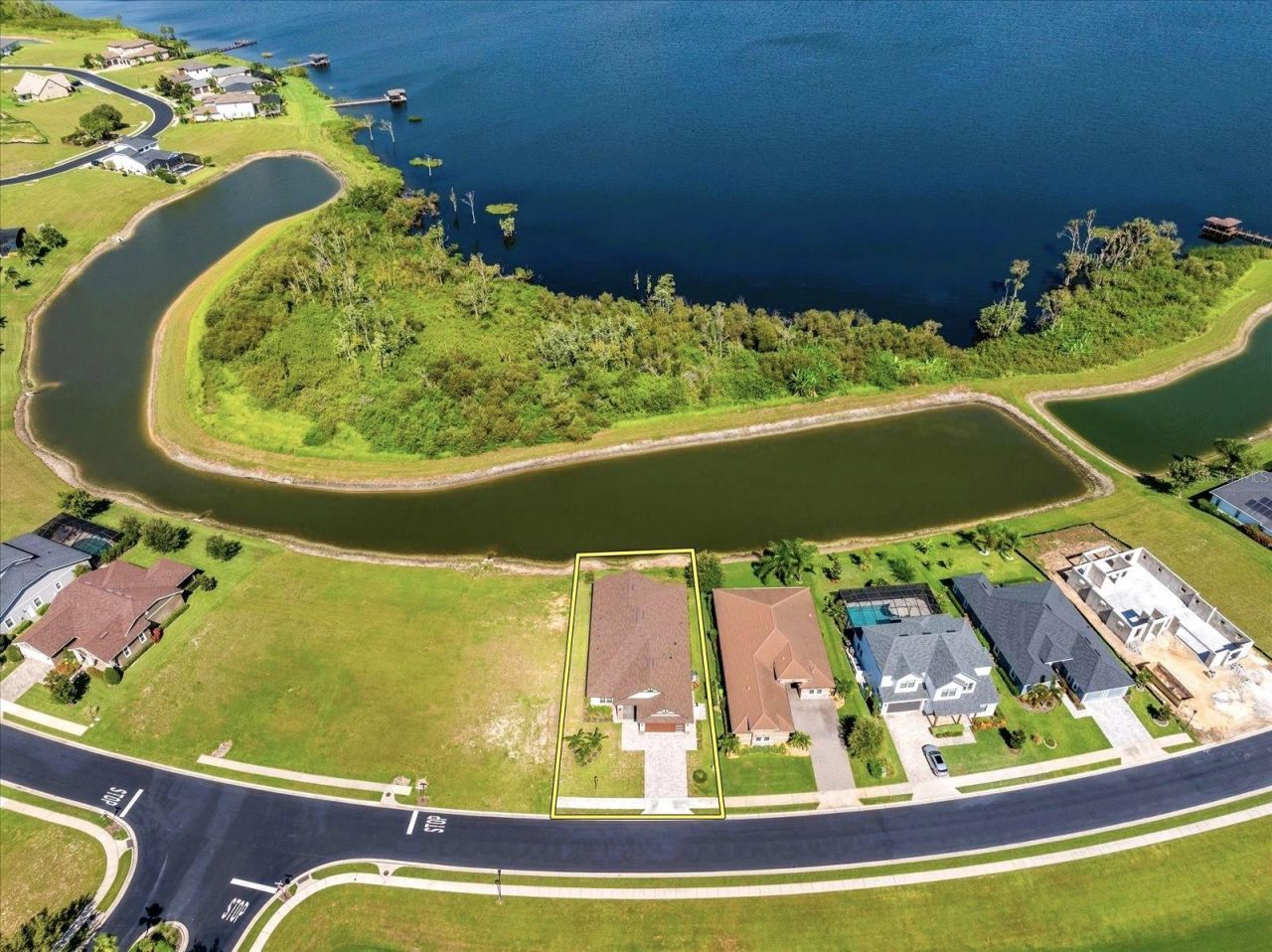 559 Waterfern Trail Drive, Auburndale, FL 33823 Photo