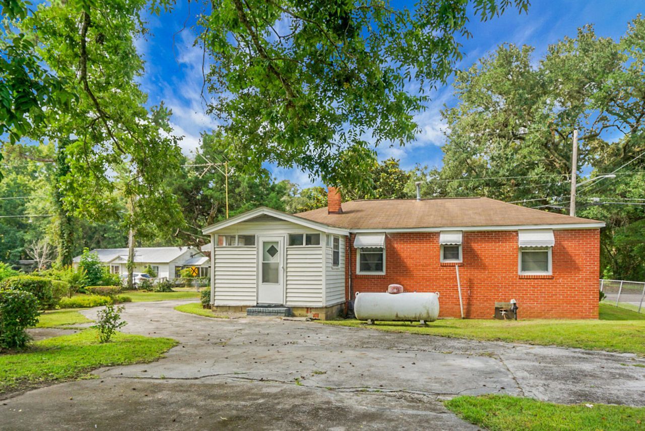 174 Roosevelt Drive Photo 14