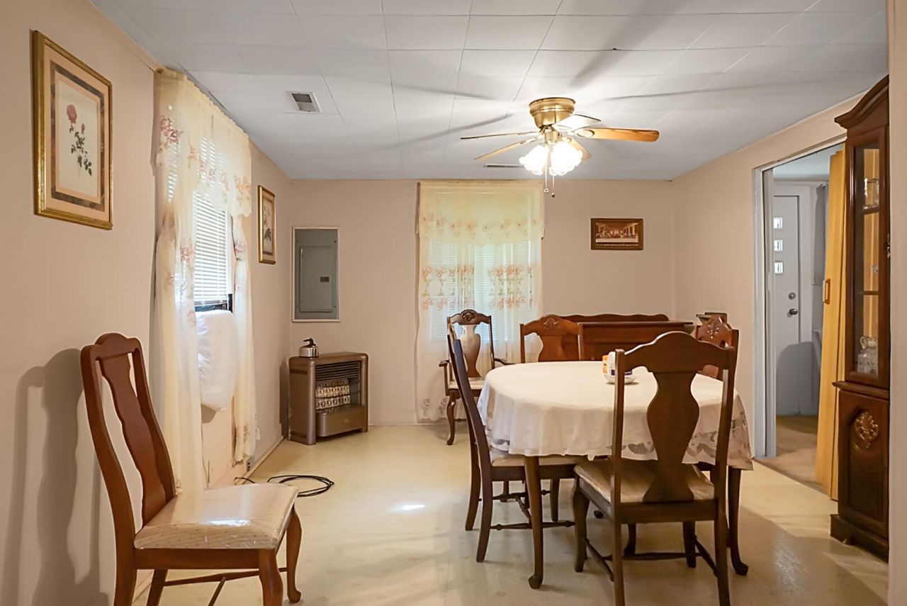 174 Roosevelt Drive Photo 18