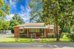 174 Roosevelt Drive photo 4