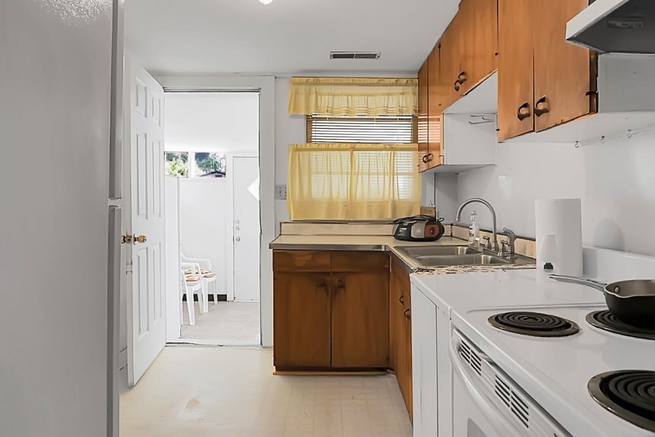 174 Roosevelt Drive Photo 20