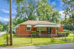 174 Roosevelt Drive photo 4