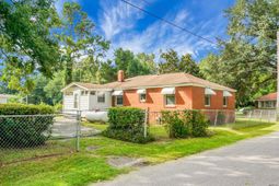 174 Roosevelt Drive photo 4