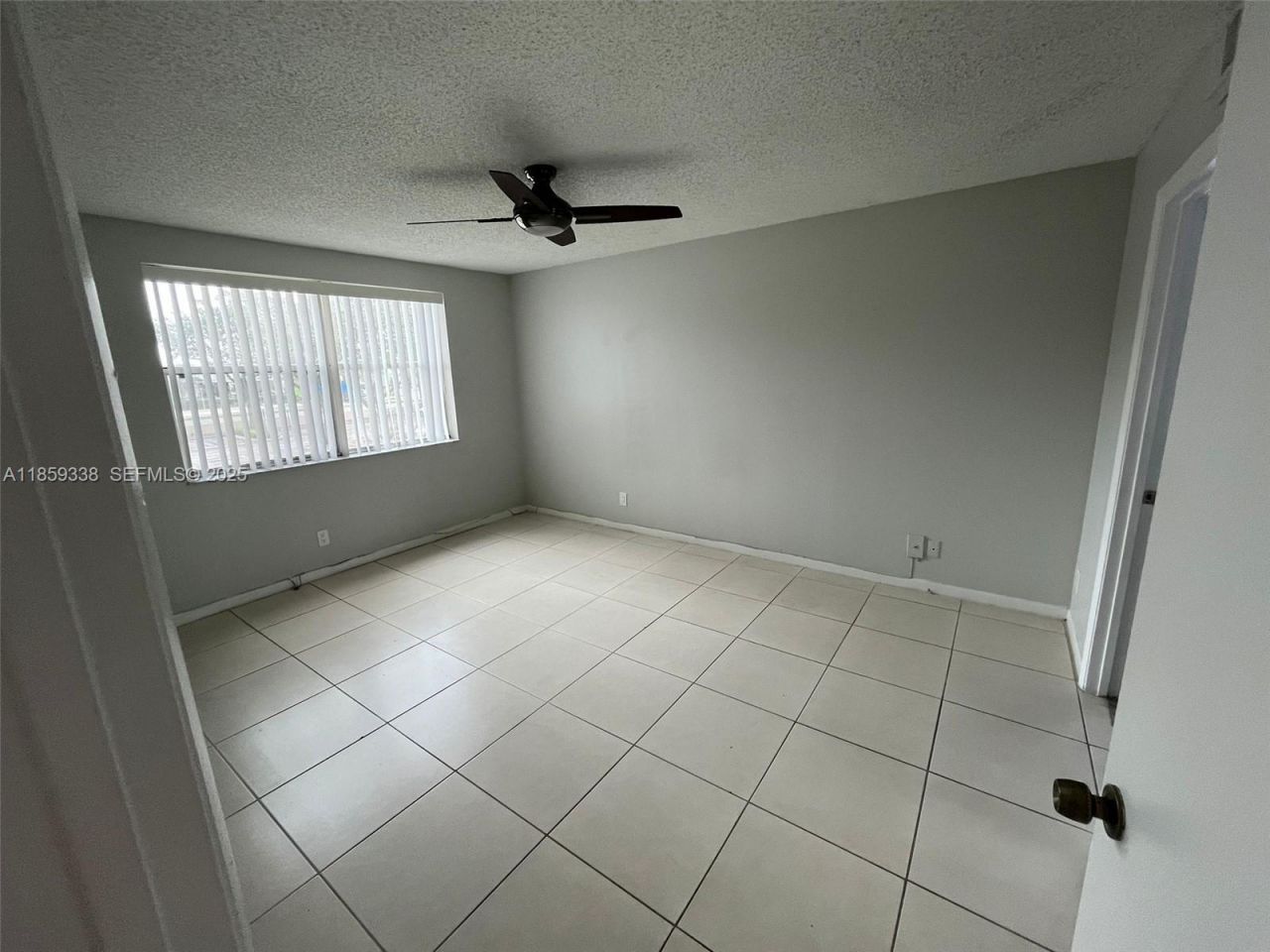 8821 Wiles Rd, Unit 203, Coral Springs, FL 33067 Photo