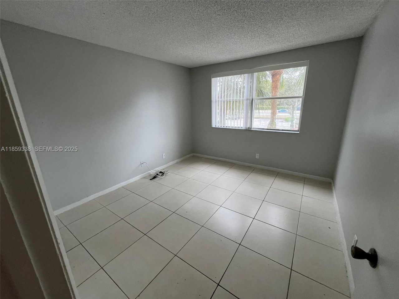 8821 Wiles Rd, Unit 203, Coral Springs, FL 33067 Photo