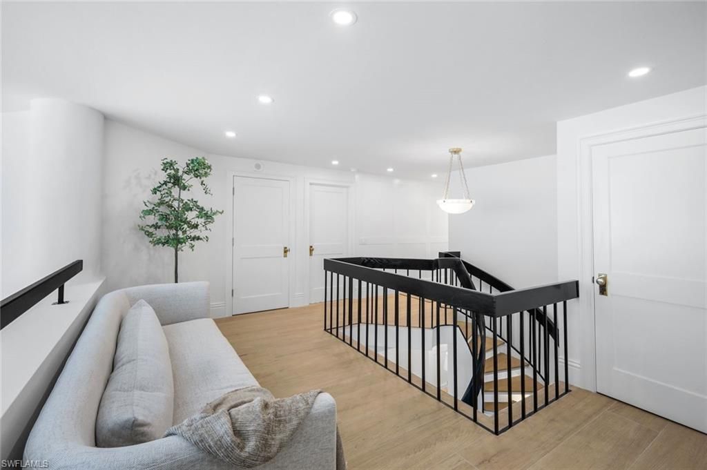 4041 Gulf Shore Blvd N, Unit 109, Naples, FL 34103 Photo