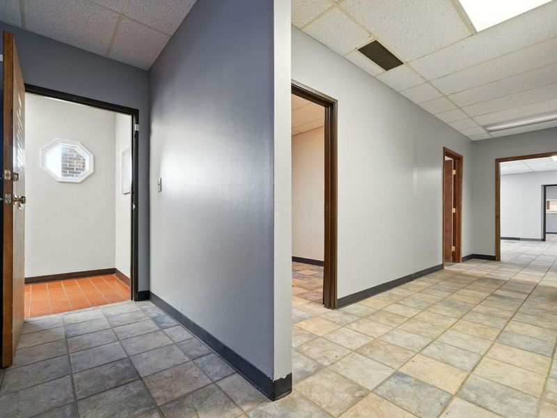 2244 S Hamilton Road, Unit 2244-101/1, Columbus, OH 43232 Photo 16
