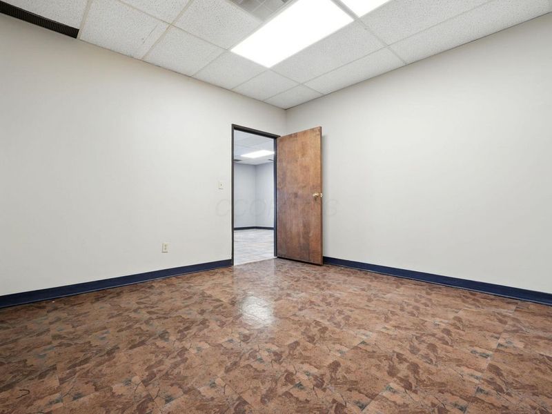 2244 S Hamilton Road, Unit 2244-101/1, Columbus, OH 43232 Photo 23