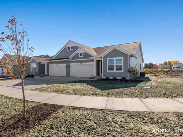 996 Scioto Drive NW, Unit 1, Comstock Park, MI 49321