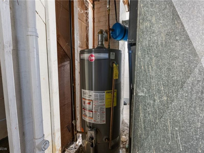 11206 Park Heights Avenue, Garfield Heights, OH 44125 Photo 10