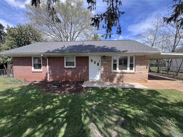 3512 Bluegrass Road SW, Huntsville, AL 35805