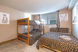 311 69th Ave. N photo 4