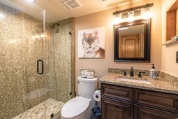 311 69th Ave. N photo 4