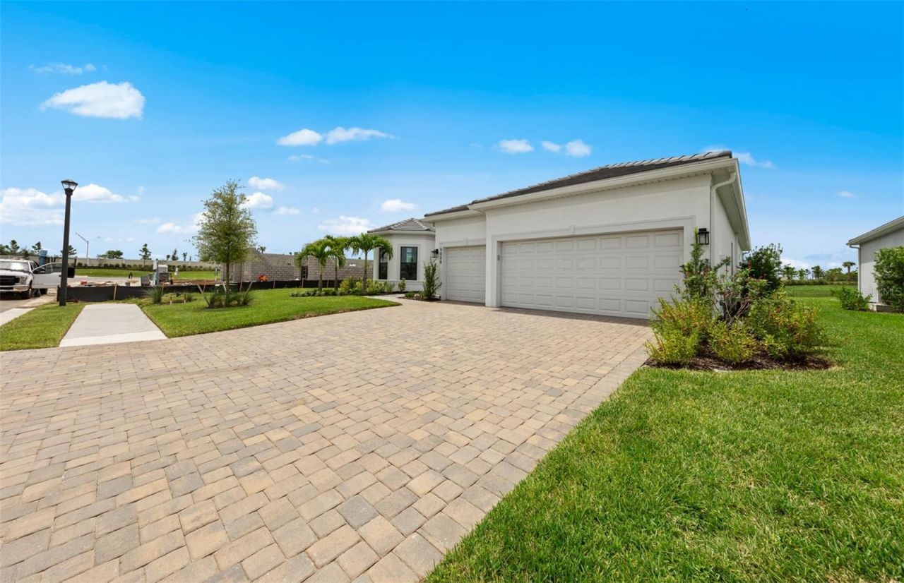 5008 Stoney Point Glen, Lakewood Ranch, FL 34211 Photo
