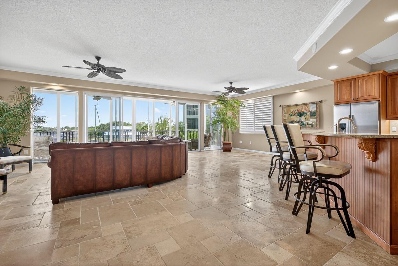 1160 SW Chapman Way, Unit 204, Palm City, FL 34990 Photo